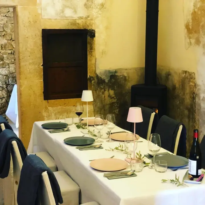 Tast de 3 vins i assortiment de formatges en el celler Mesquida Mora